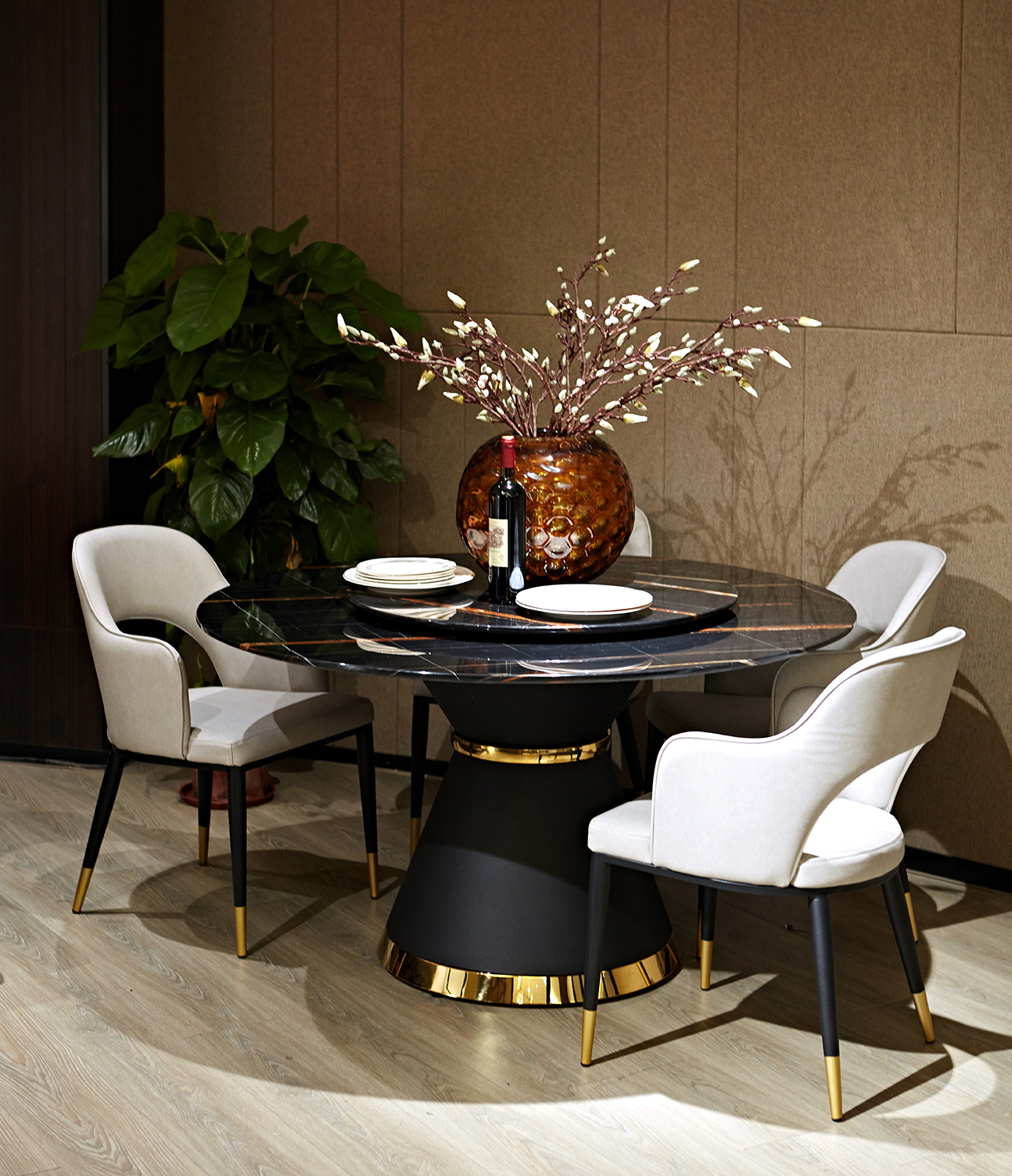 C1079 ROUND MARBLE DINING TABLE