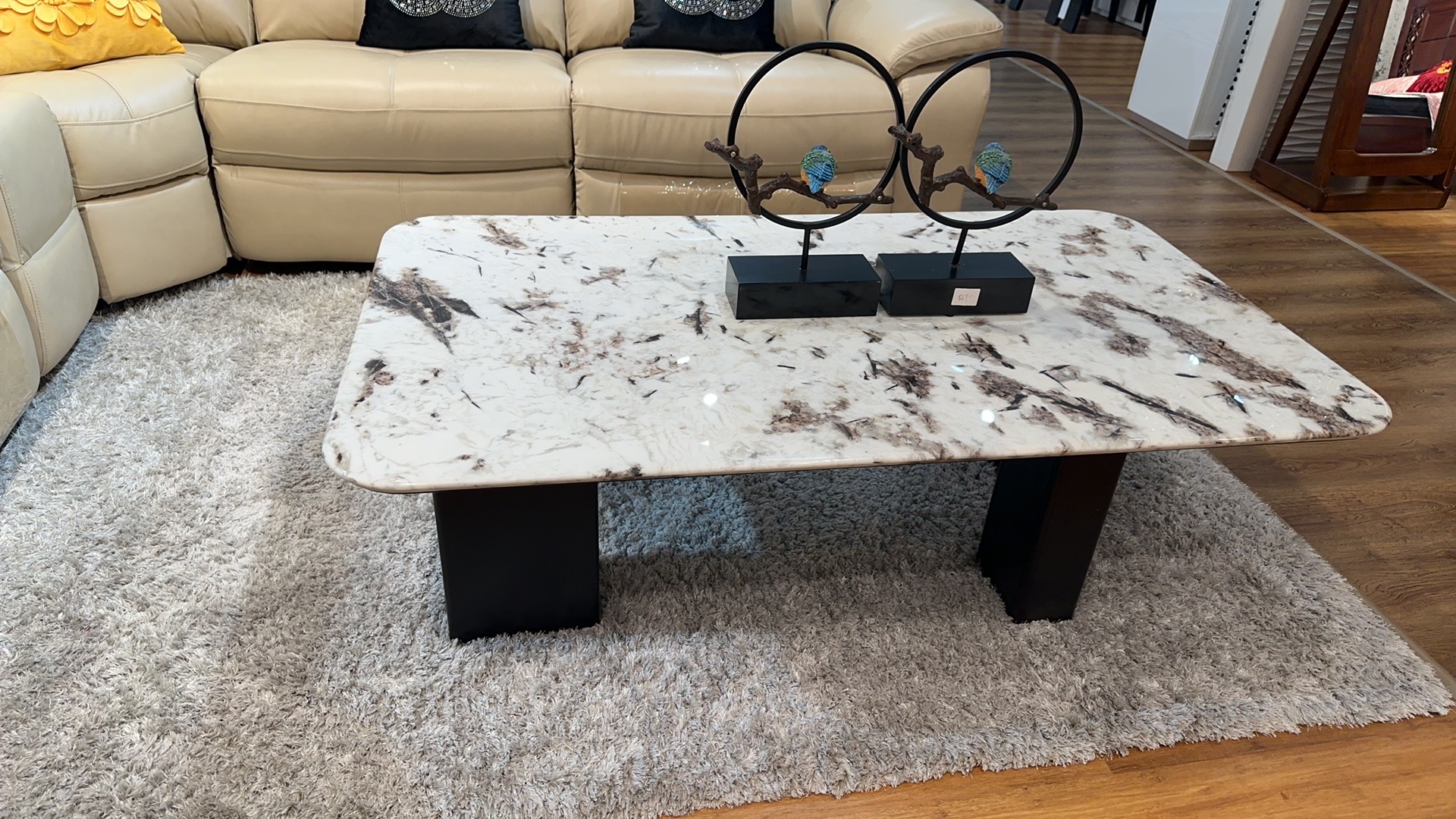 AK5881A COFFEE TABLE